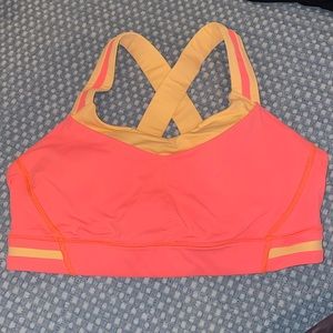 Lululemon sports bra